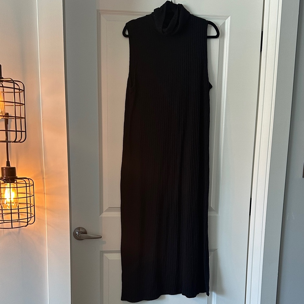 Who What Wear Black Ribbed Midi Dress